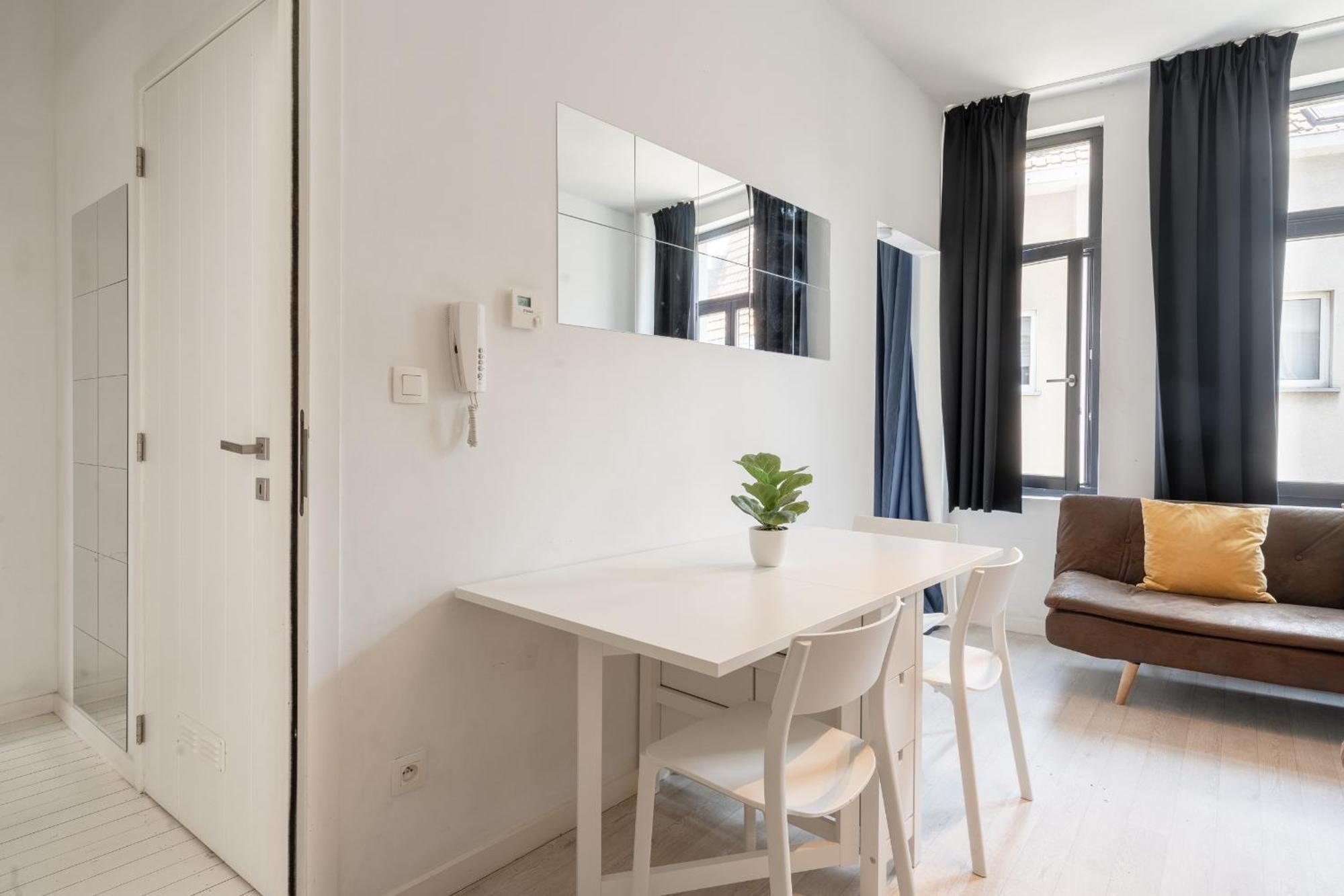 Beautiful Cozy Apartments In The Heart Of แอนต์เวิร์ป ภายนอก รูปภาพ